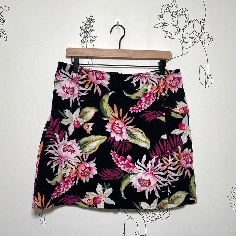 Y2K Black Floral Skort WHITE STAG